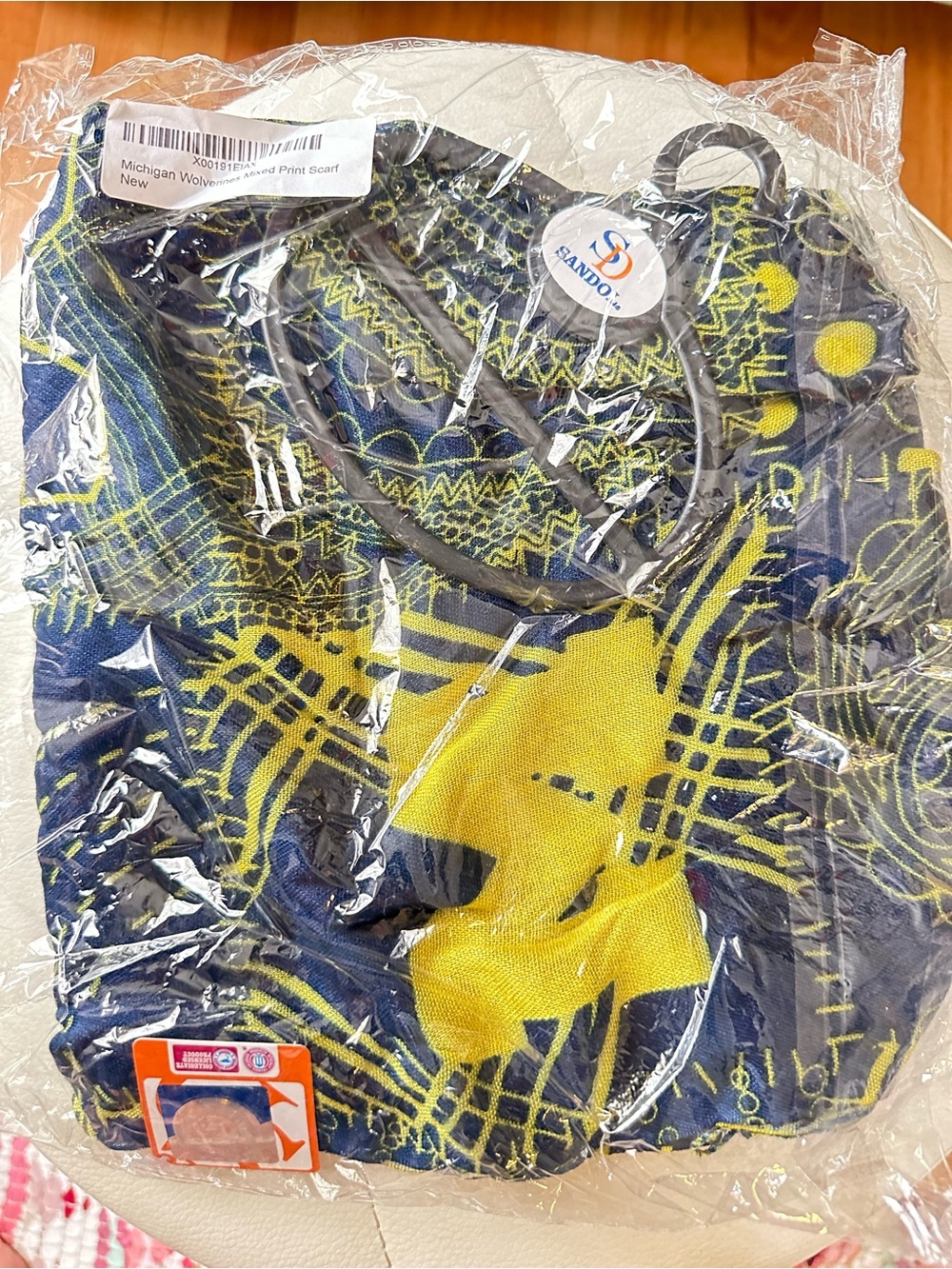 Michigan Wolverines Sandol Mixed Print Scarf Navy Maize New Sealed NCAA